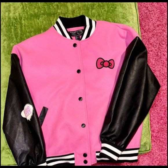 Hello Kitty Jacket - Picture 2 of 2